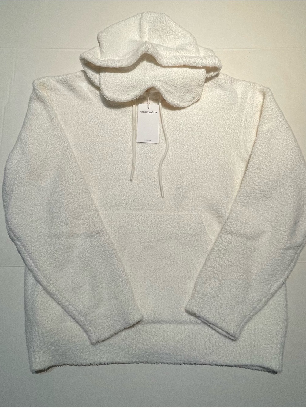 NWT Kashwére Unisex Ultra Soft Built-In Eye Mask Sleep Hoodie Cream Large